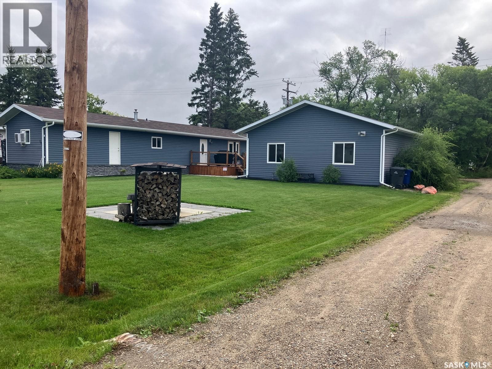 3 bed 1 bath single family at 108 1st STREET E — $160,000