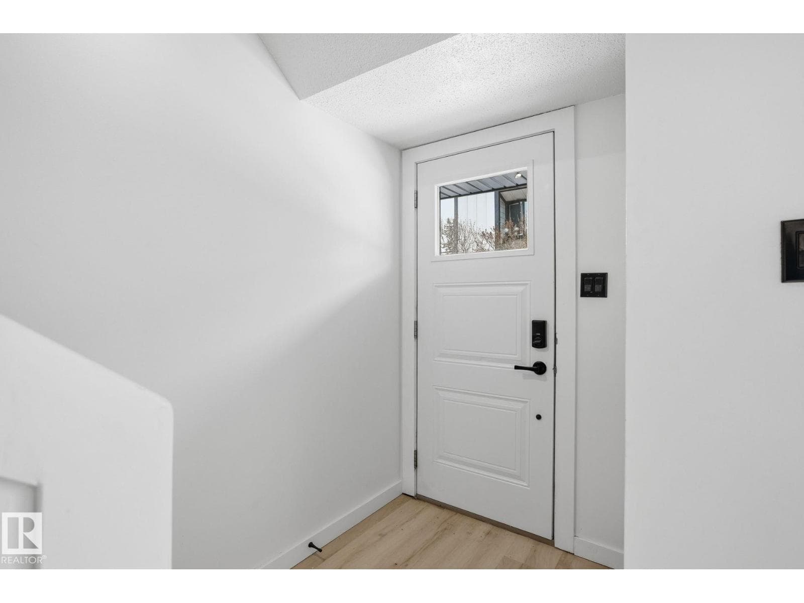 #260 3307 116A AV NW photo 3