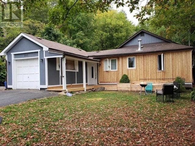 6 bed 3 bath multi-family at 257 PARKWOOD AVENUE — $699,999