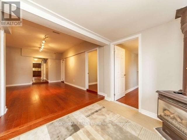 257 PARKWOOD AVENUE photo 3