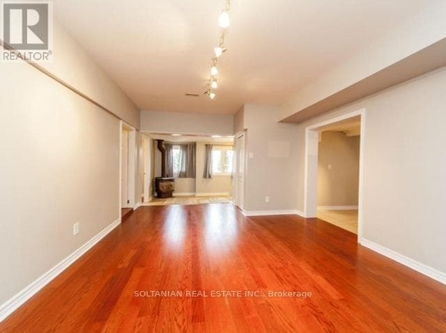 257 PARKWOOD AVENUE photo 4