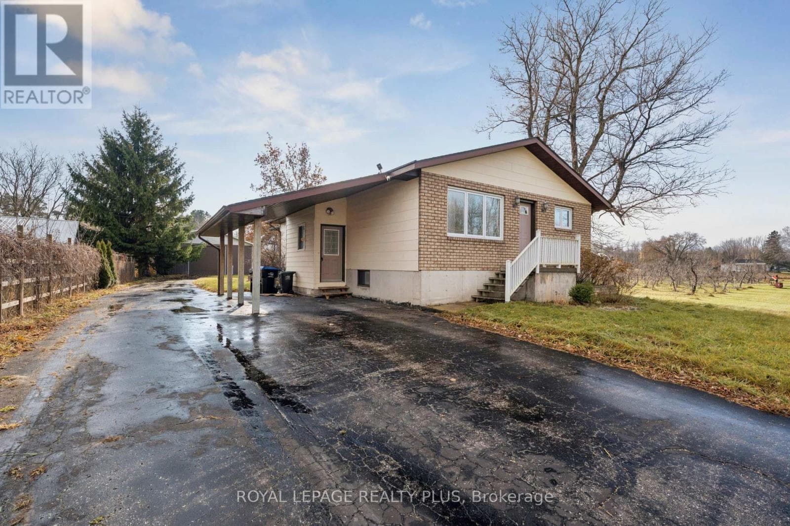 7719 POPLAR SIDE ROAD photo 2