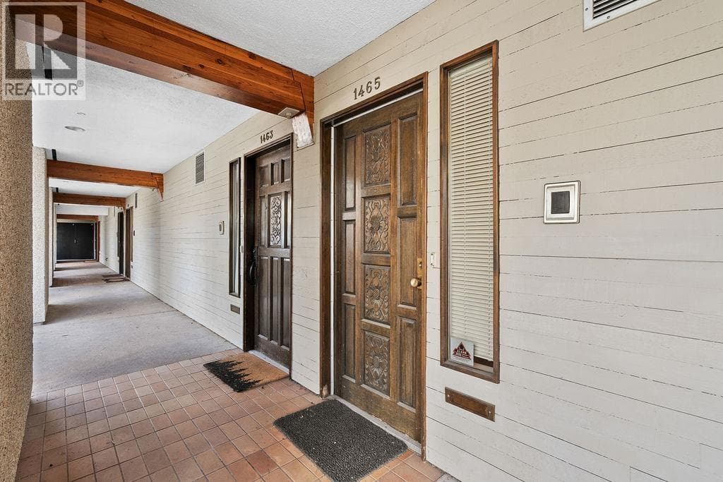 1465 CLYDE AVENUE photo 2