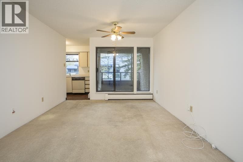 322 8460 ACKROYD ROAD photo 5