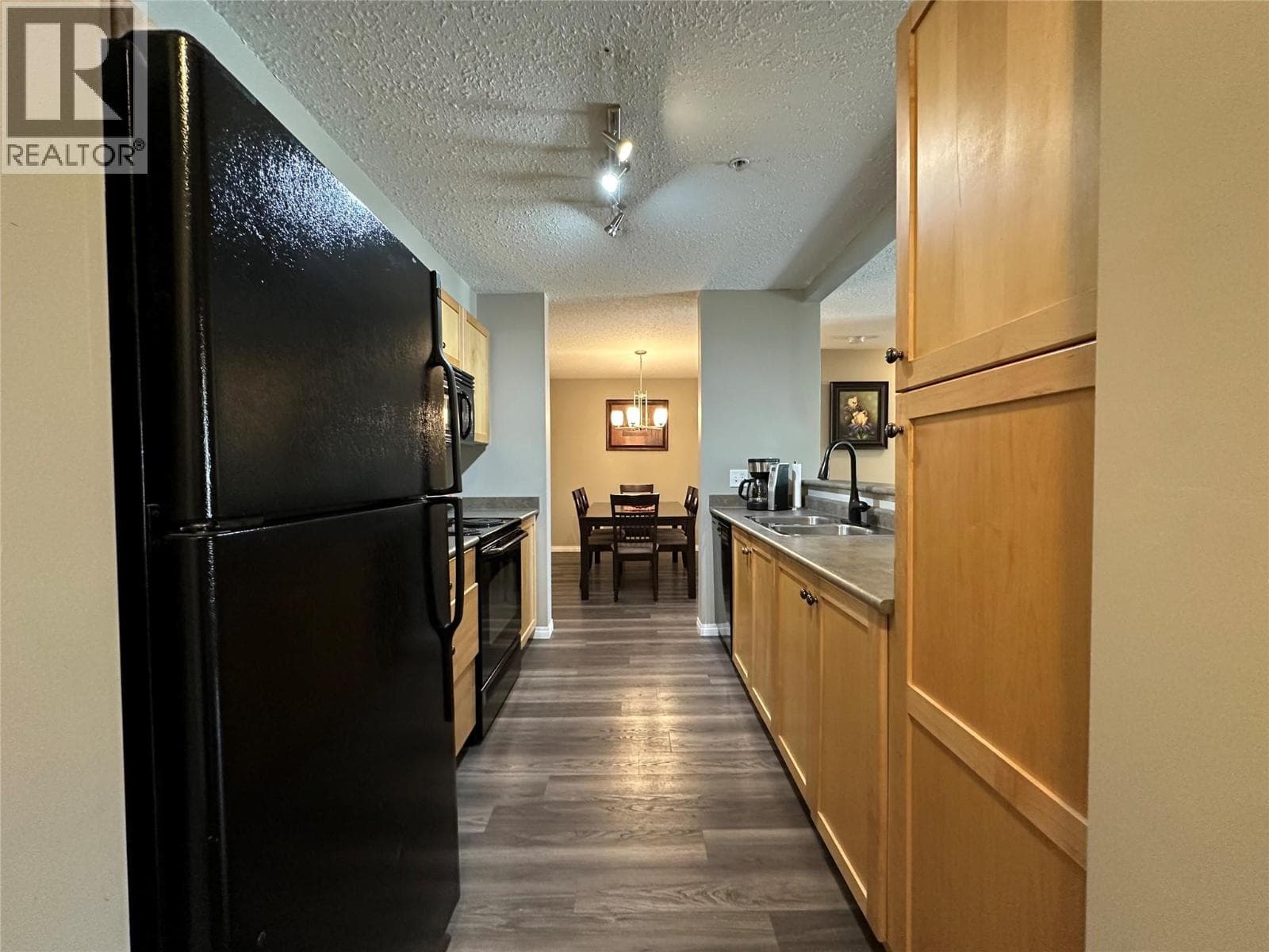 4769 Forsters Landing Road Unit# 209 photo 2