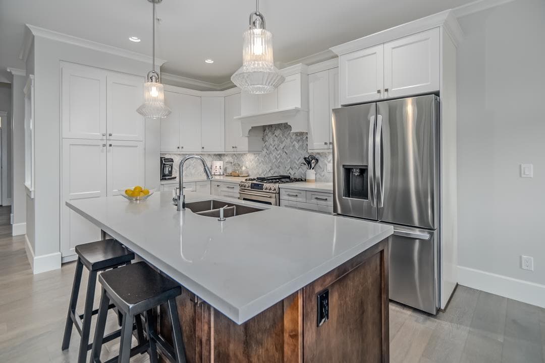 51 9235 MCBRIDE STREET photo 2
