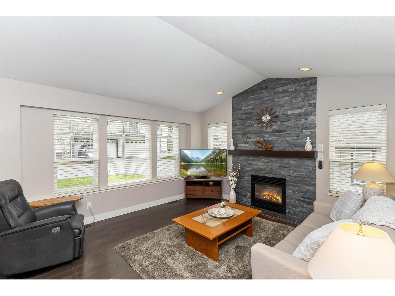4 36099 MARSHALL ROAD photo 4