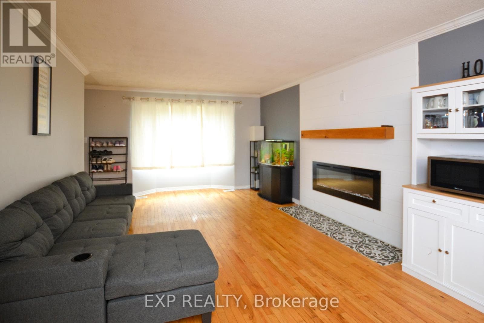965 BELVEDERE AVENUE photo 2