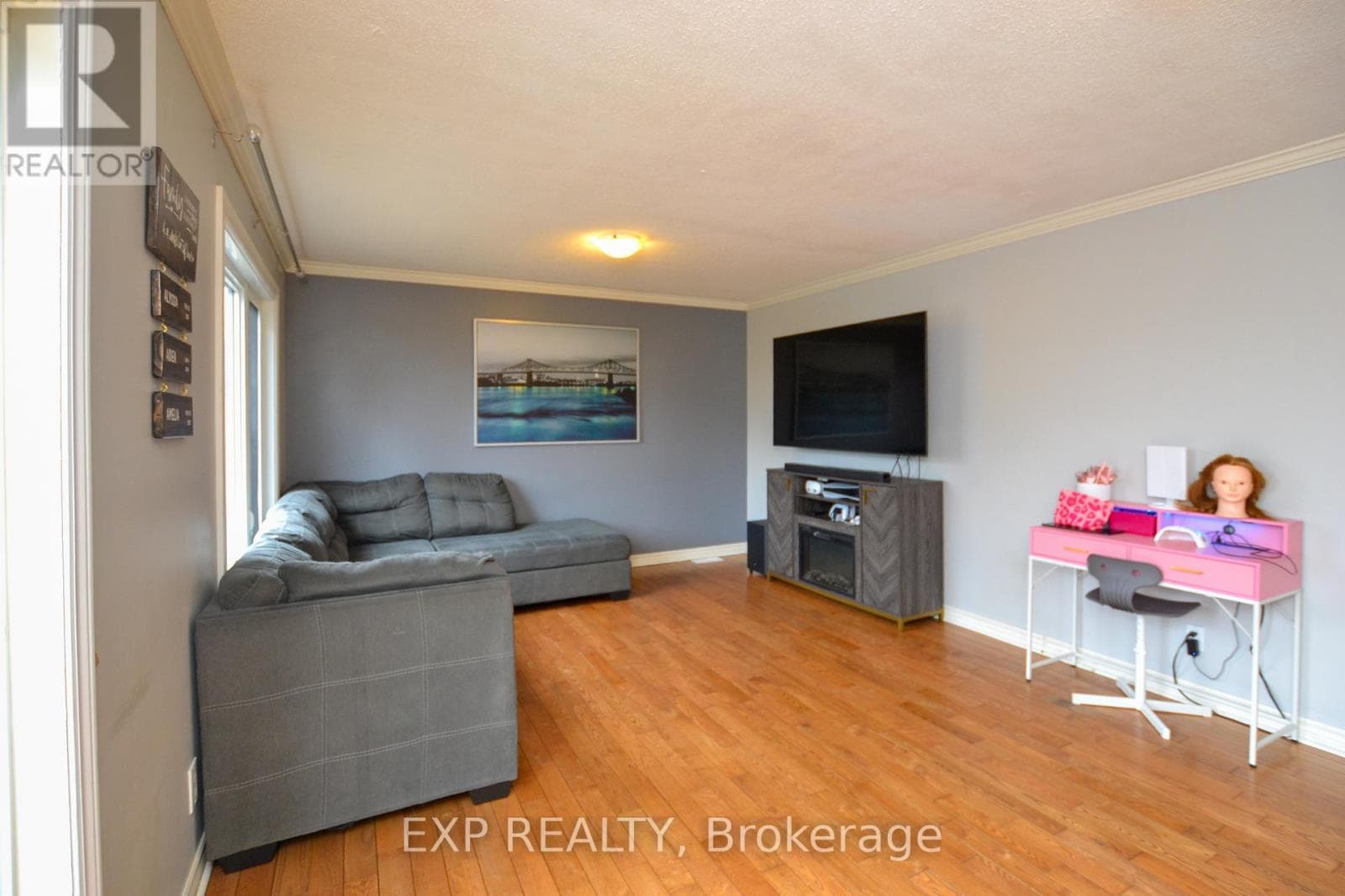 965 BELVEDERE AVENUE photo 4