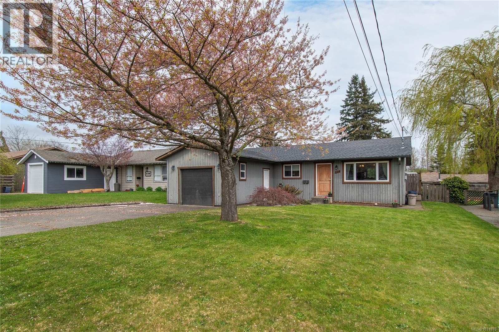 524 Grayson Rd photo 2