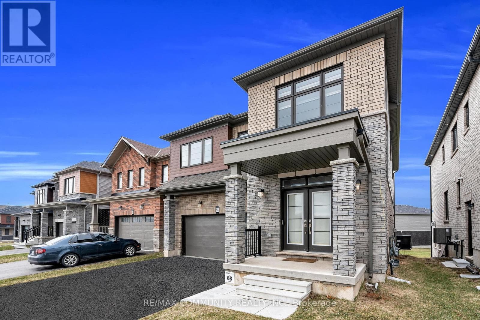 88 SUNDIN DRIVE photo 3