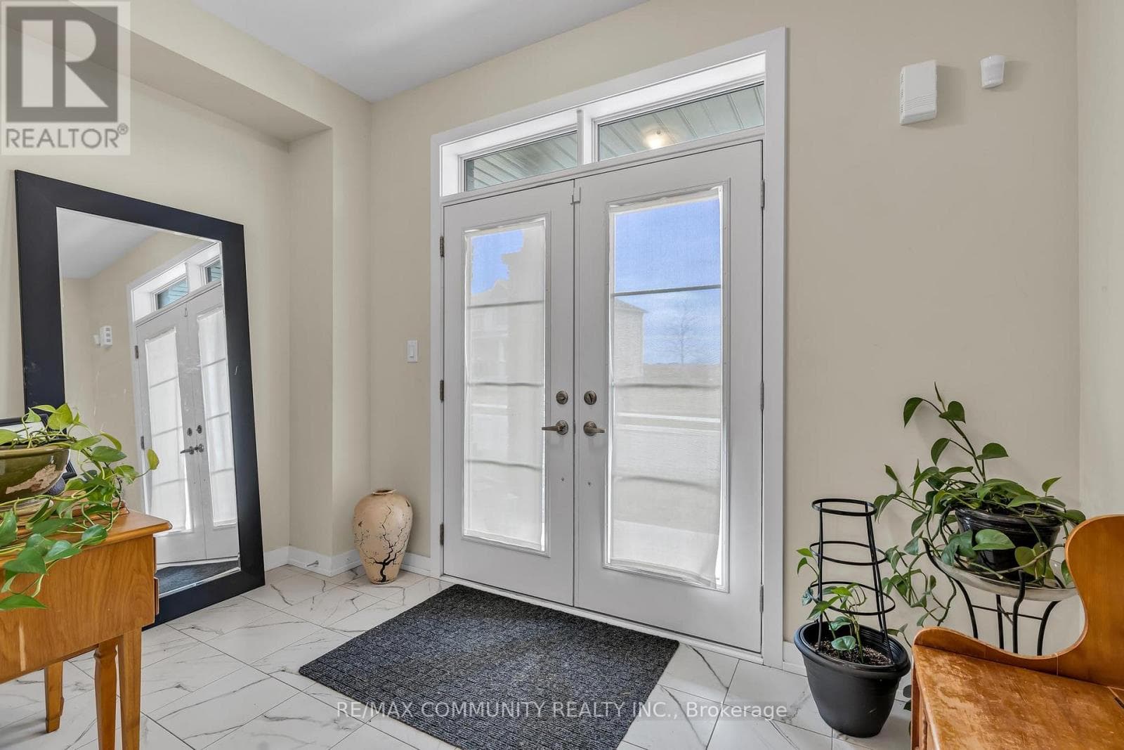 88 SUNDIN DRIVE photo 5