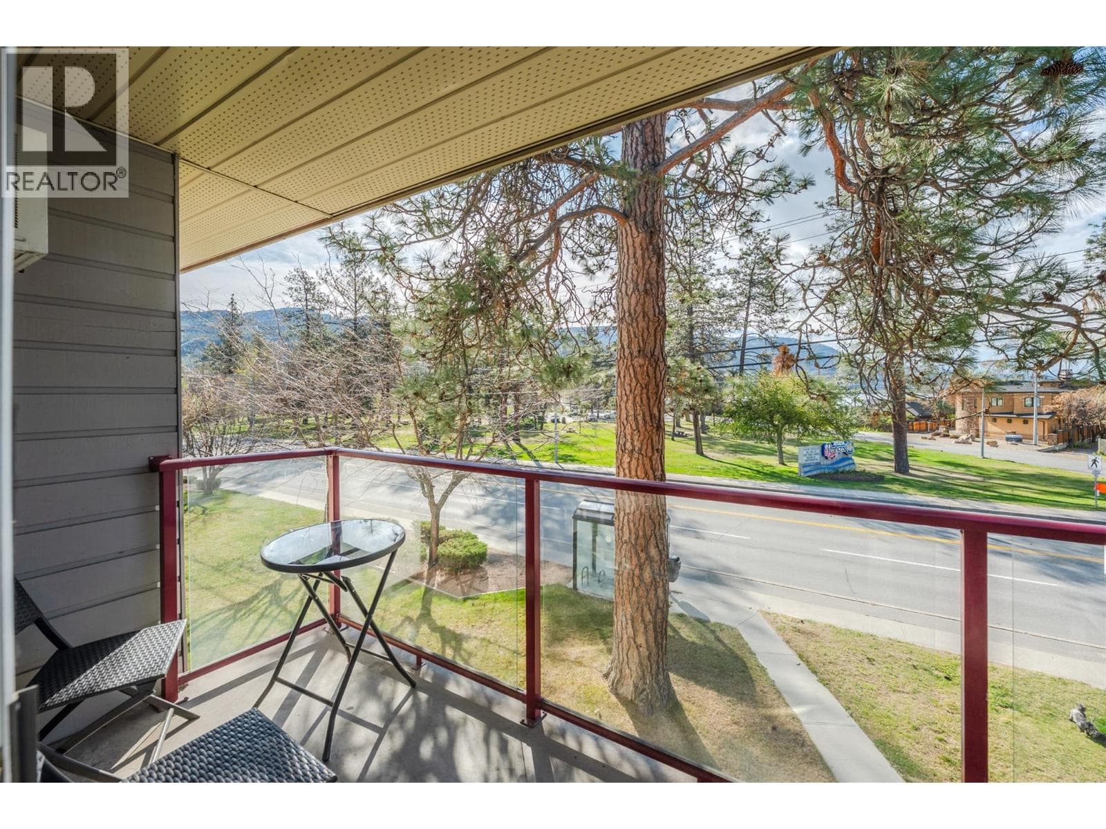 110 Skaha Place Unit# 303 photo 5
