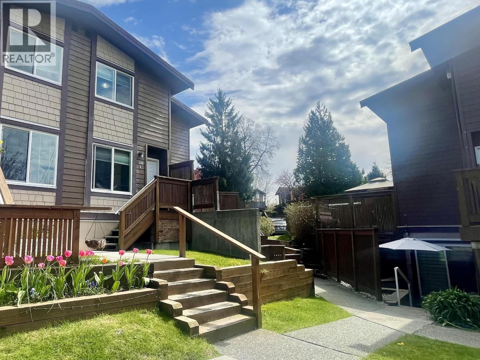 3 bed 1 bath single family at 4 306 HIGHLAND WAY — $708,000