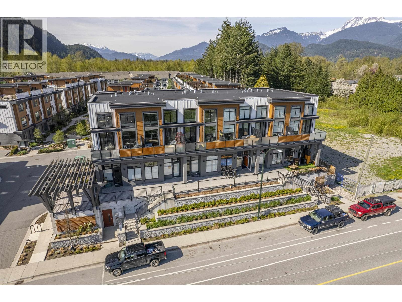industrial at 103 39767 GOVERNMENT ROAD — $539,000