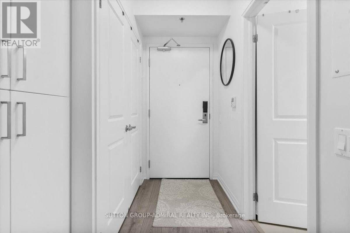636 - 1900 SIMCOE STREET N photo 4
