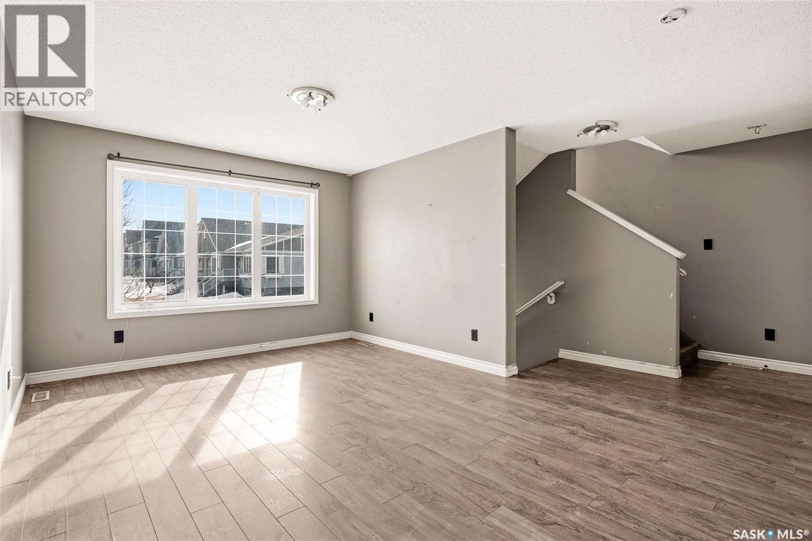 5414 MITCHINSON WAY photo 3