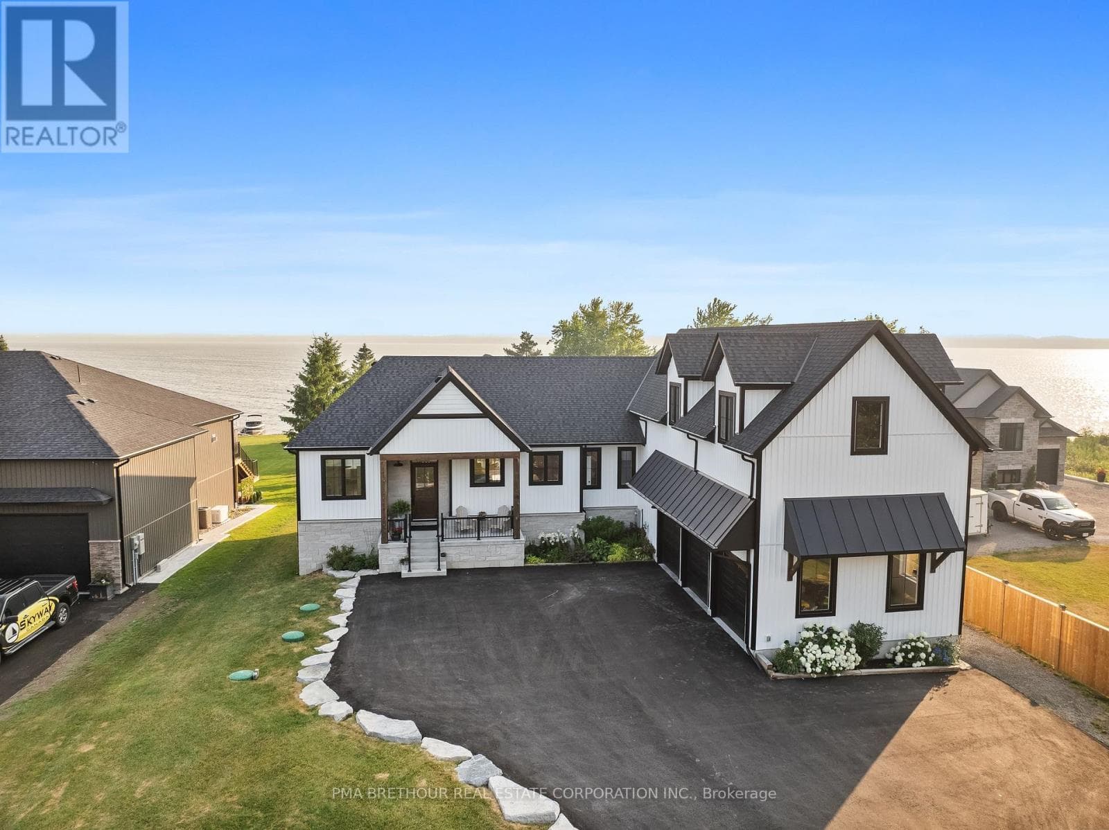 5 bed 5 bath single family at 48 PLEASANT VIEW CRESCENT — $2,490,000