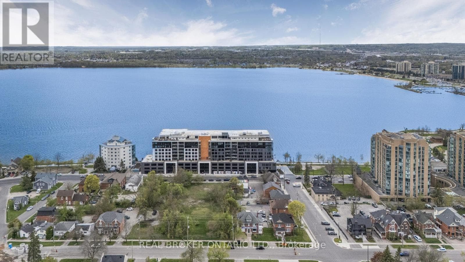 2 bed 2 bath single family at PH 3 - 185 DUNLOP STREET E — $1,349,500