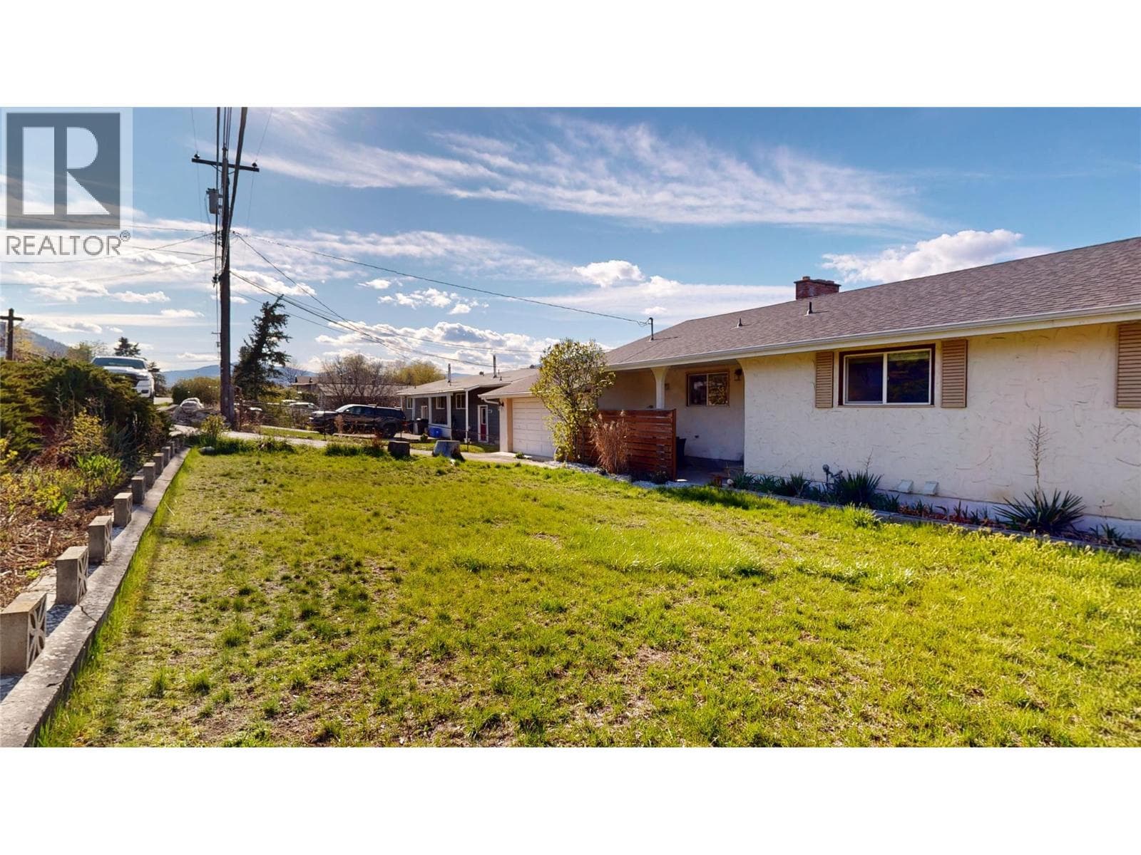 6531 Longacre Drive photo 2