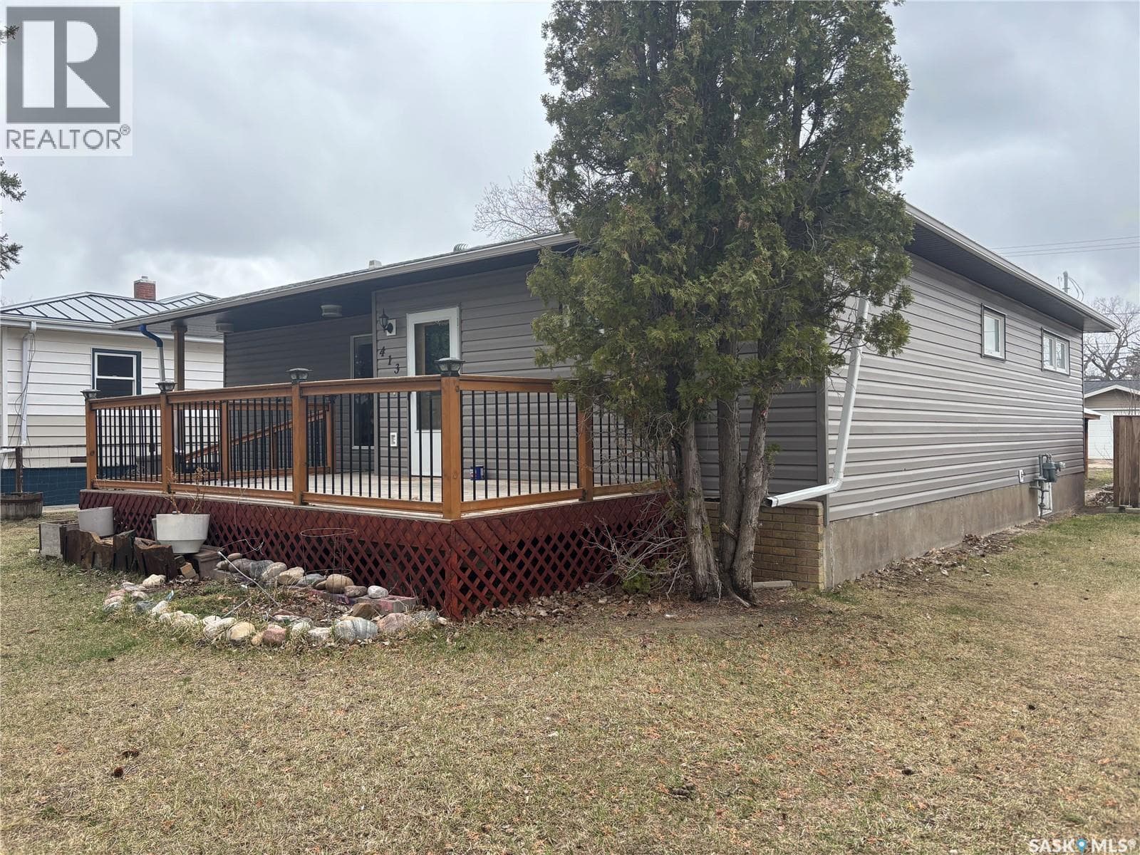 413 Maple STREET — photo 2