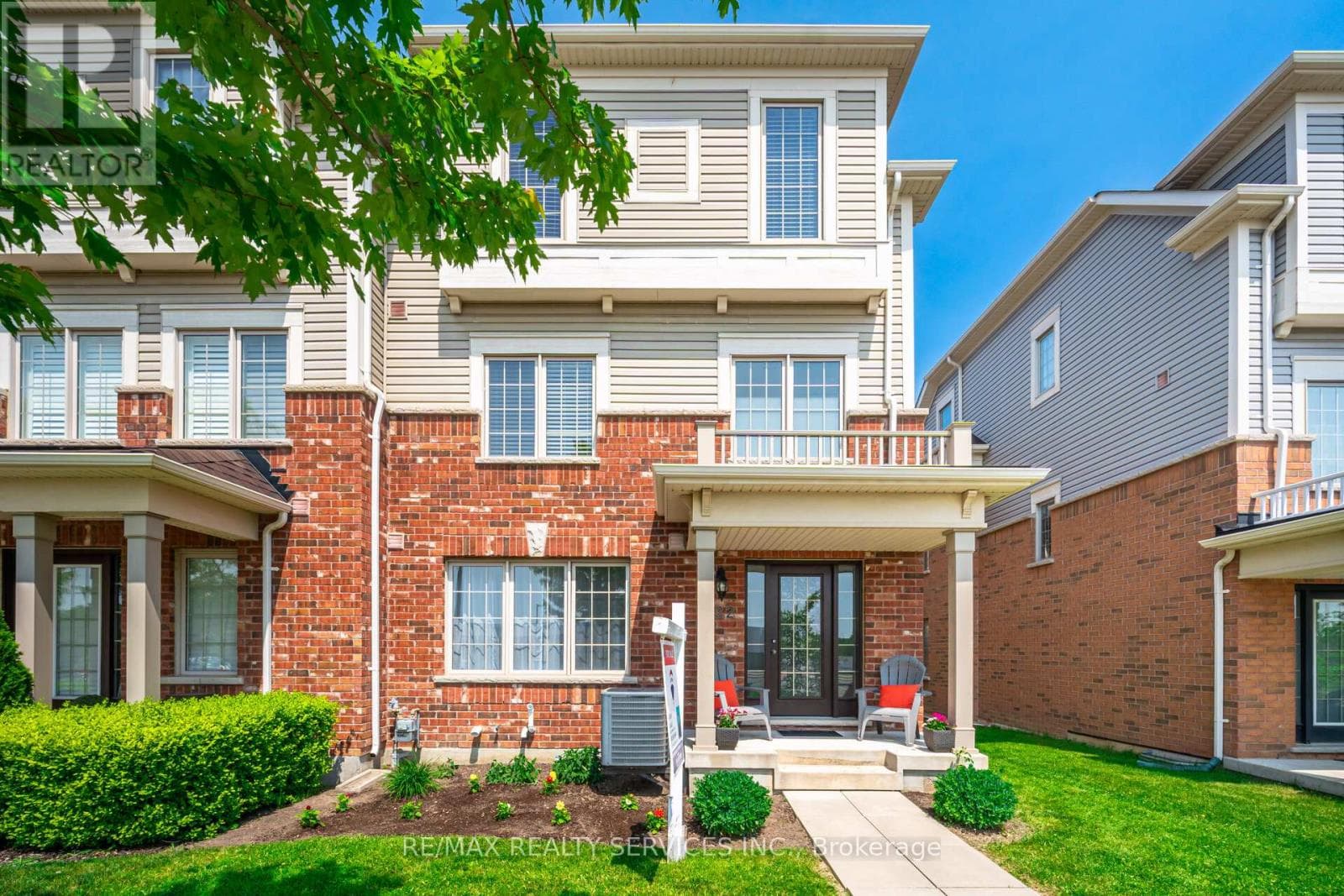 22 MCDEVITT LANE photo 2