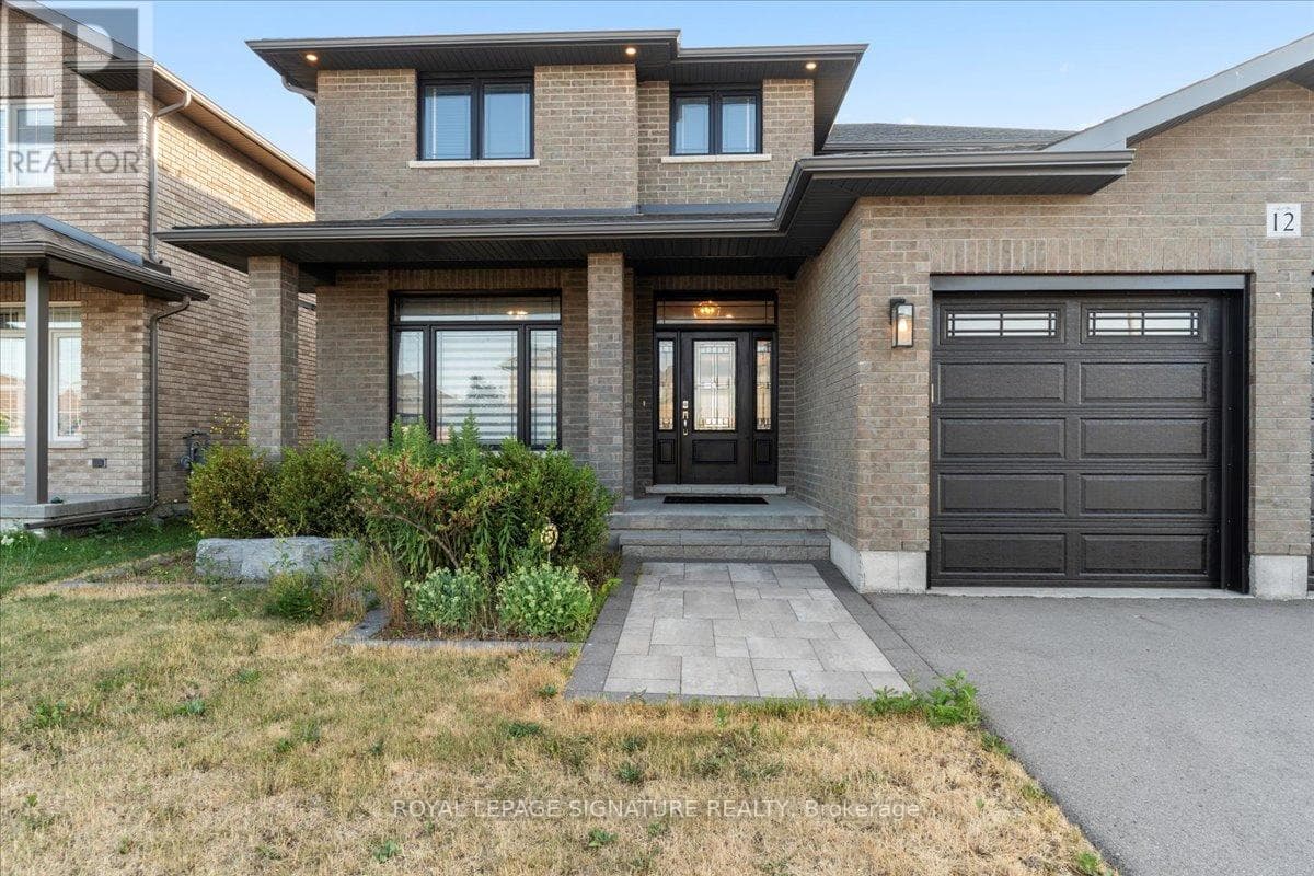 12 HUMMINGBIRD DRIVE photo 3