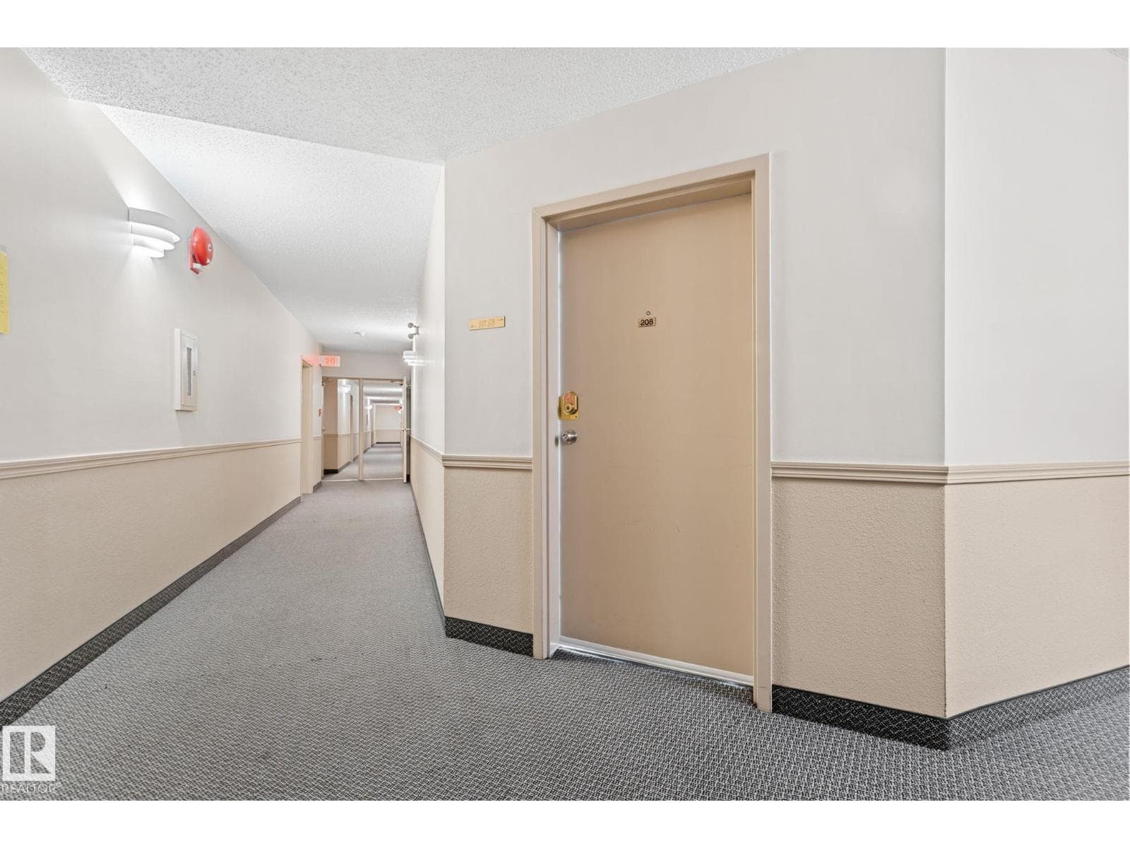 #208 6710 158 AV NW photo 3