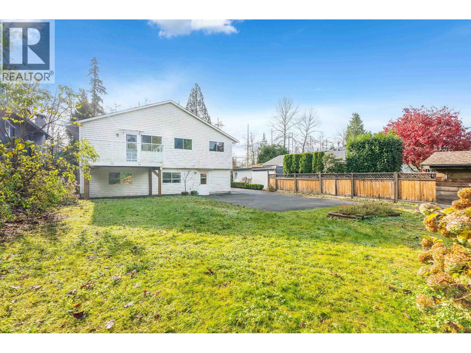 3868 MT SEYMOUR PARKWAY photo 5