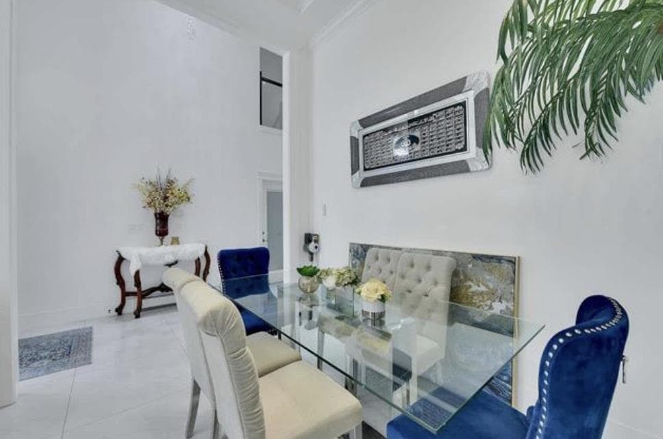 8825 131 STREET photo 5