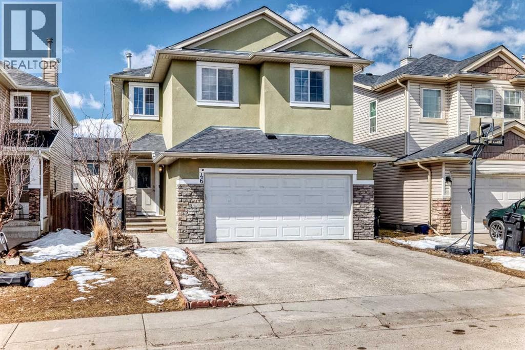 6 bed 4 bath single family at 46 Saddlecrest Gardens NE — $794,900