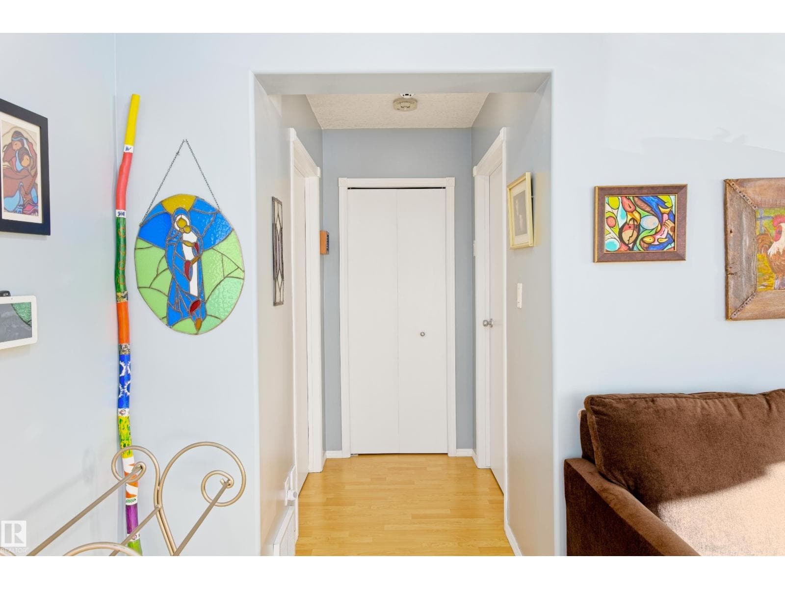5238 43 ST photo 11