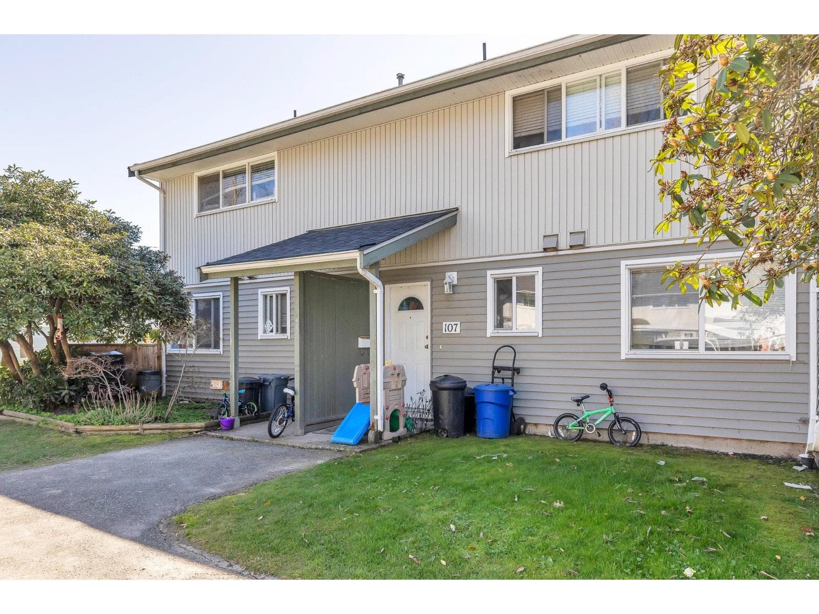 3 bed 1 bath single family at 107 45185 WOLFE ROAD, Chilliwack Proper West — $424,900