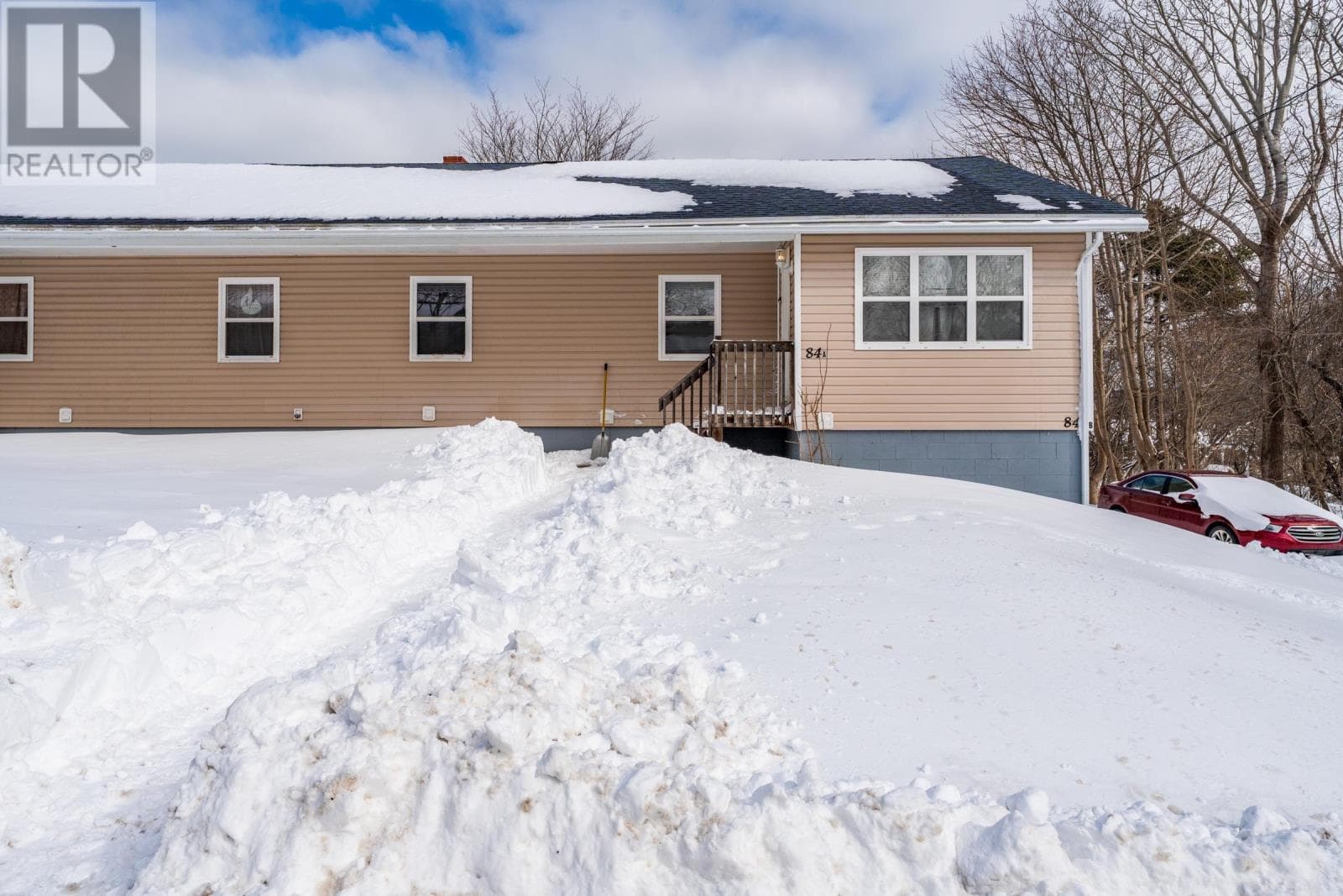 84 Third Avenue photo 3
