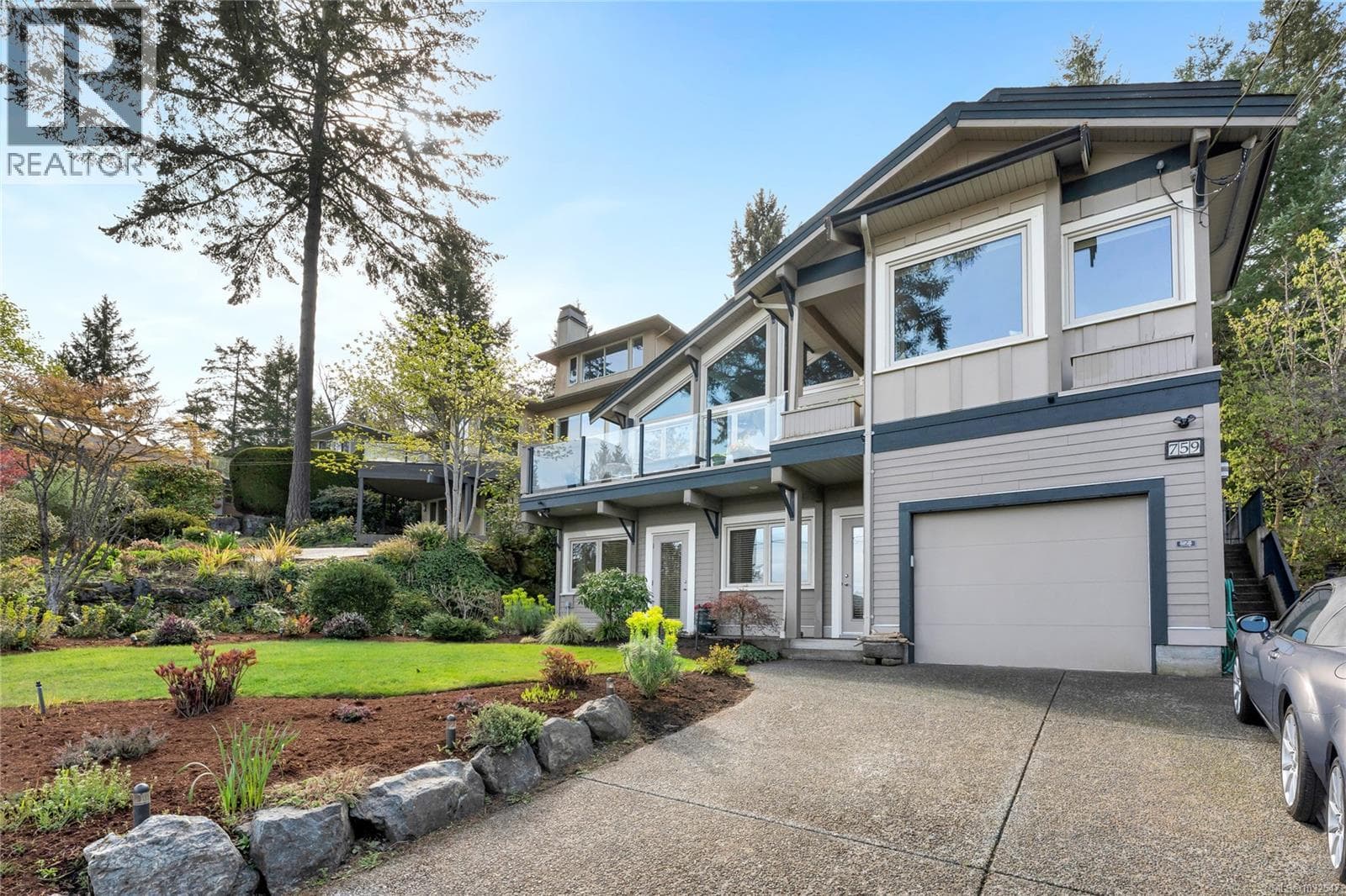 759 Sea Dr photo 2