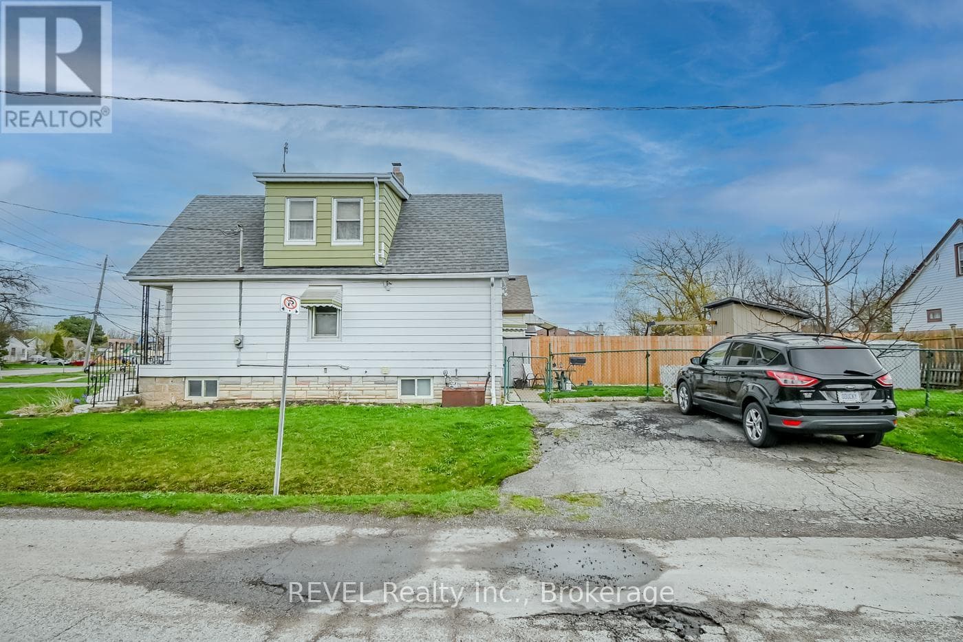 76 LINCOLN AVENUE photo 2