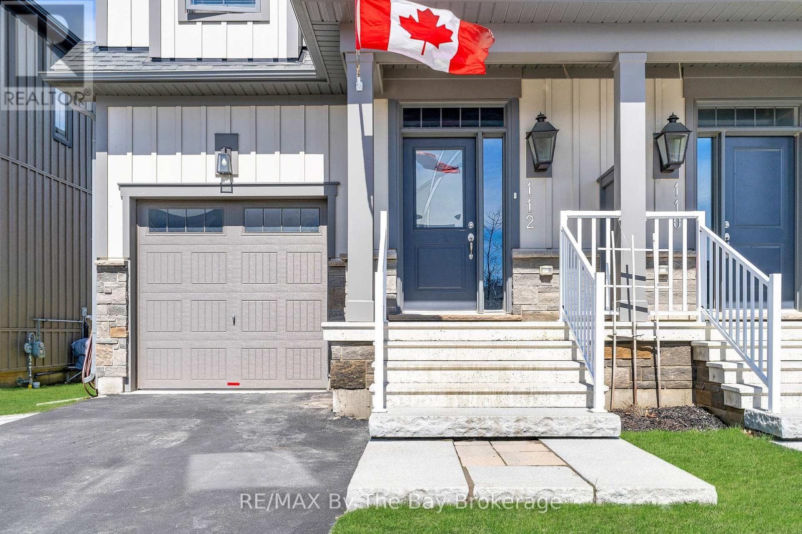 112 SYCAMORE STREET photo 2