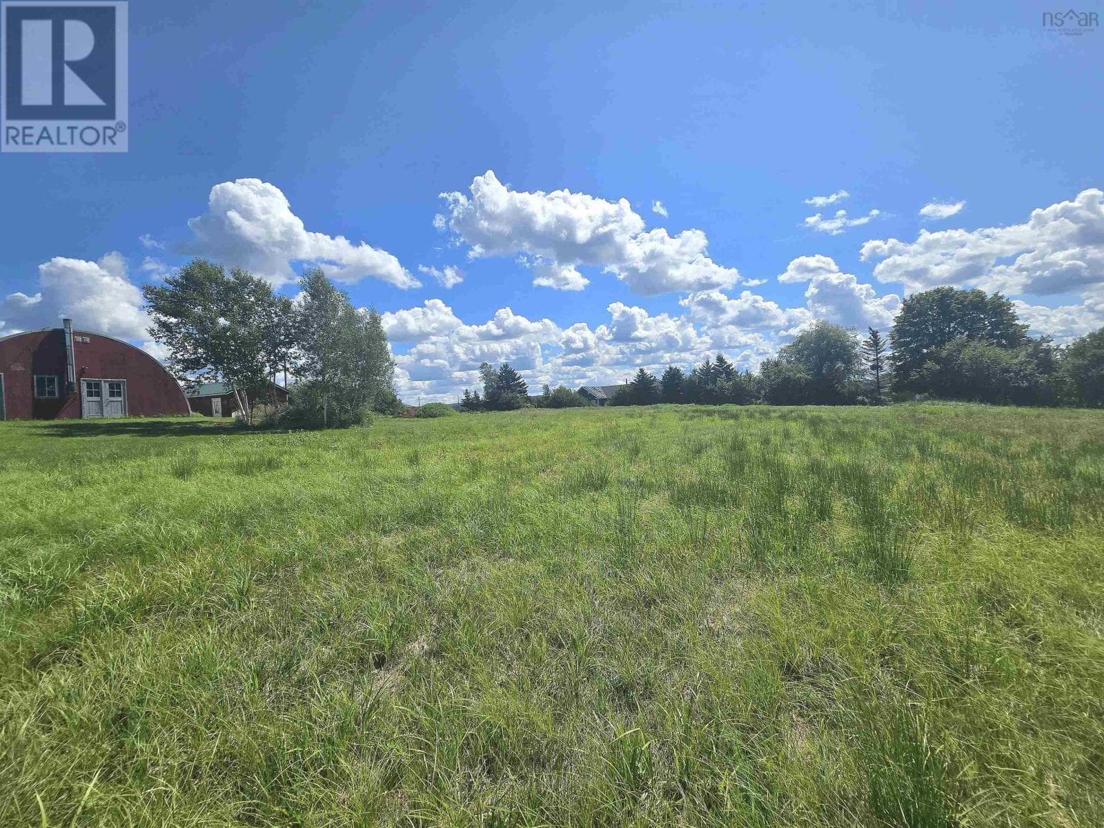 33 Parker Mountain Road photo 4