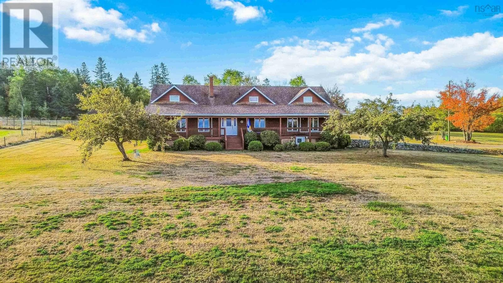 900 Harmony Road photo 2