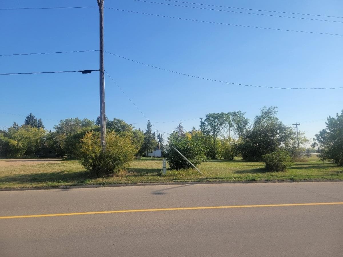 vacant land at 4804  51 Ave — $115,000