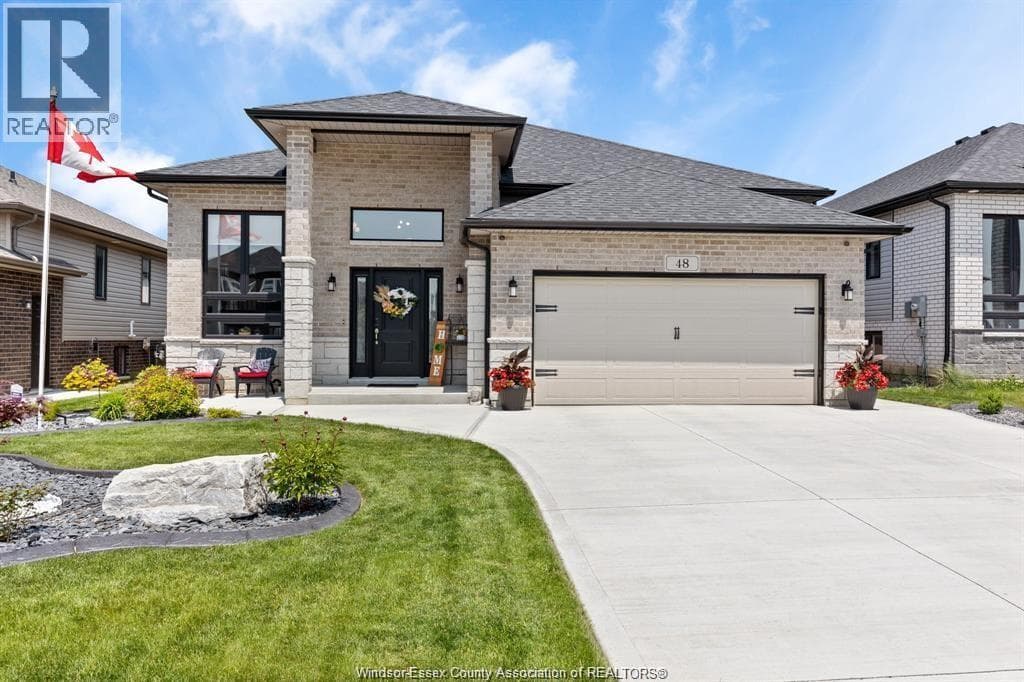 5 bed 3 bath single family at 48 KINGSBRIDGE — $799,900