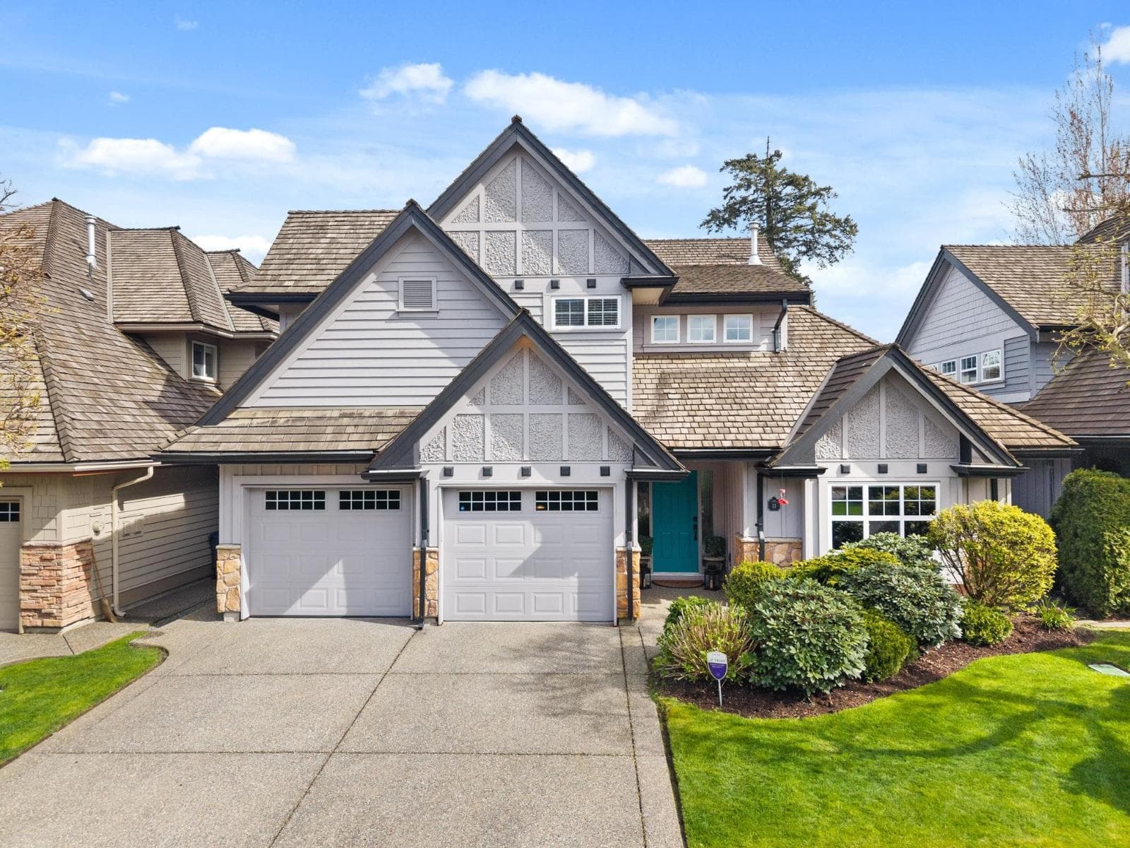 4 bed 4 bath single family at 11 3300 157A STREET — $2,200,000