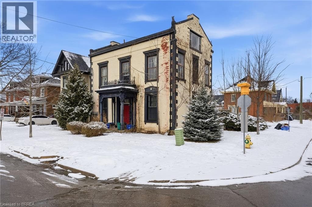 220 NELSON Street photo 2