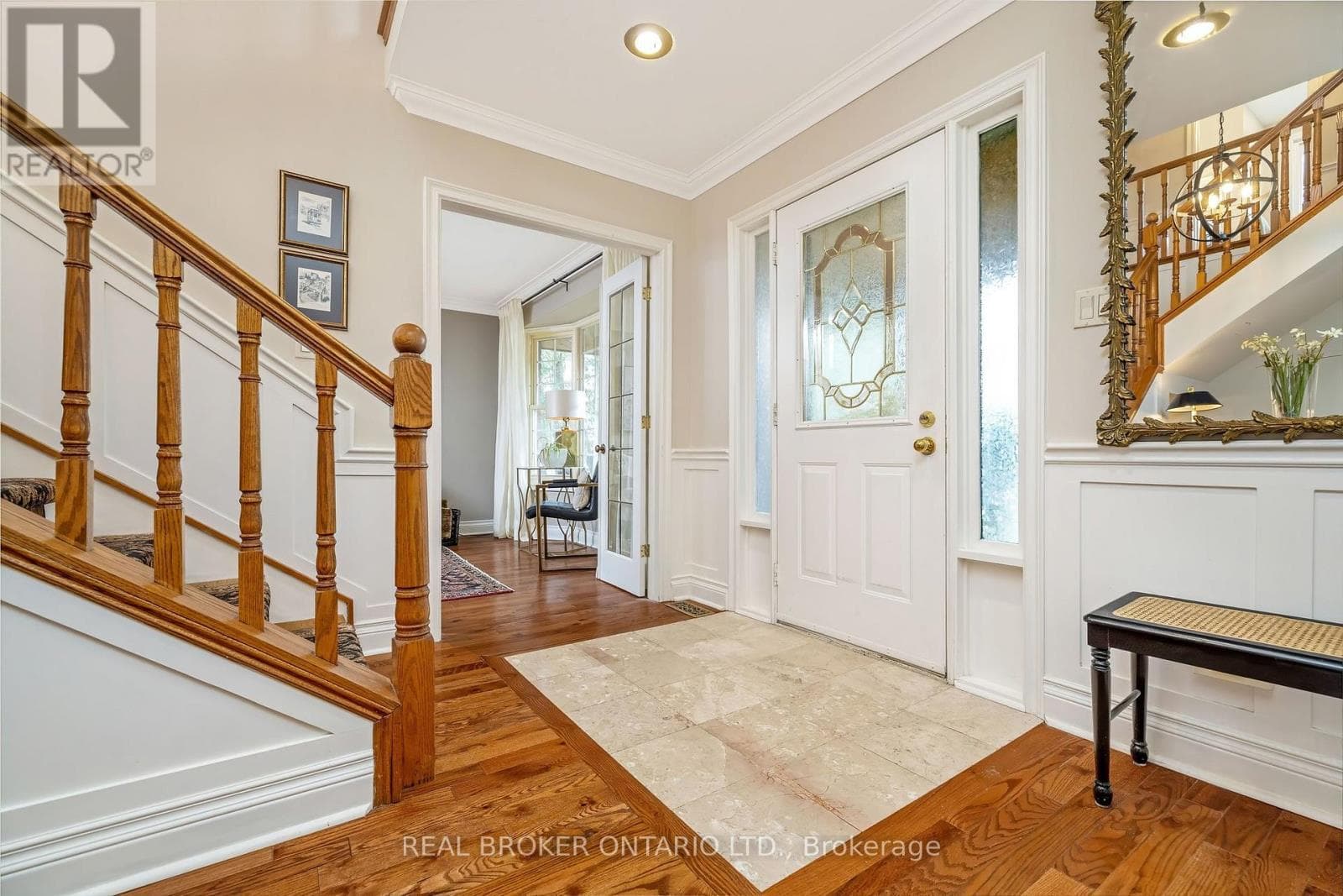 352 BROADWAY AVENUE photo 5