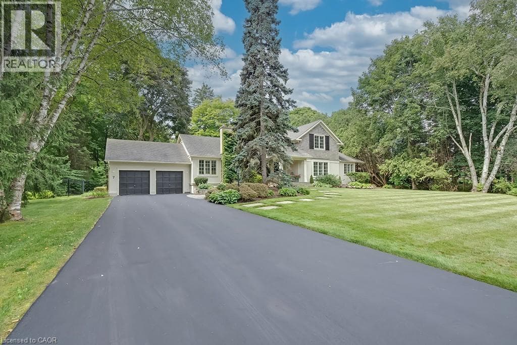 4 bed 3 bath single family at 7 COLONIAL Crescent — $6,488,000