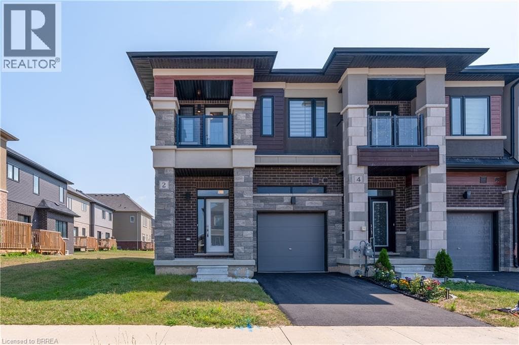 2 COPEMAN Avenue photo 3