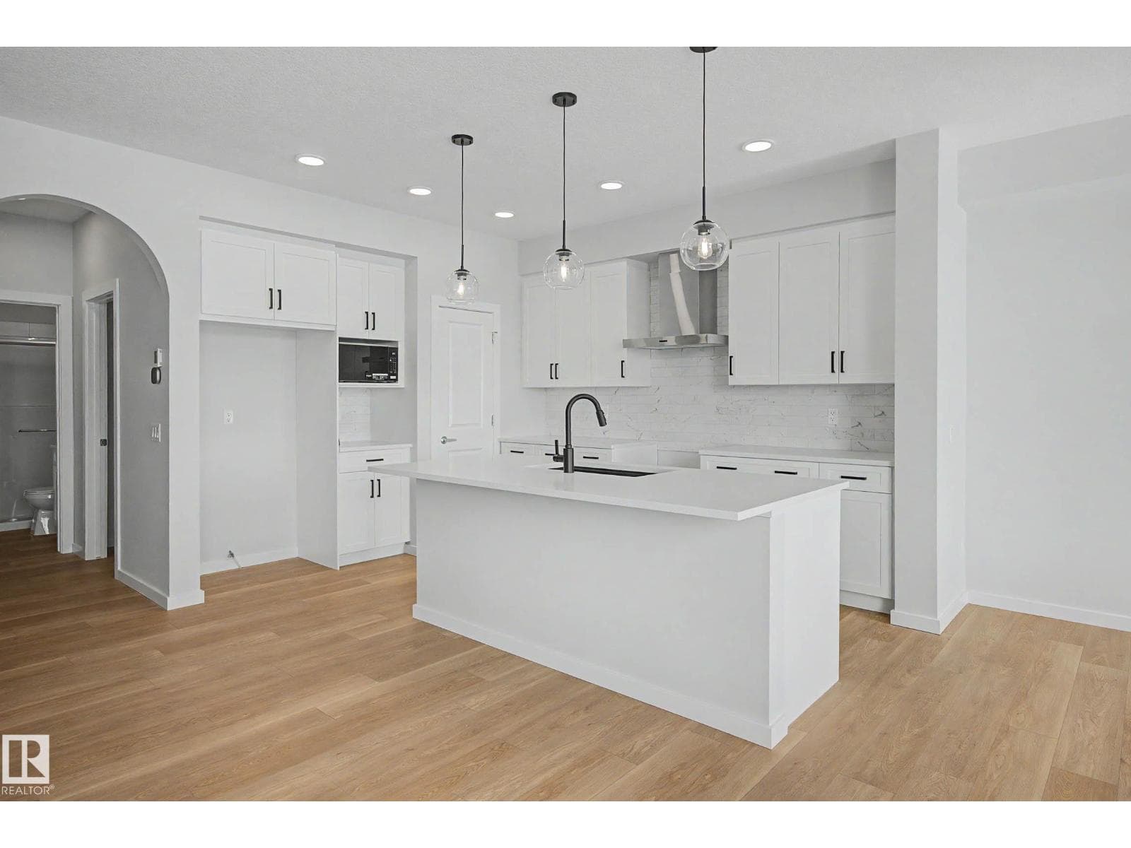 5433 Hawthorn Run SW photo 3