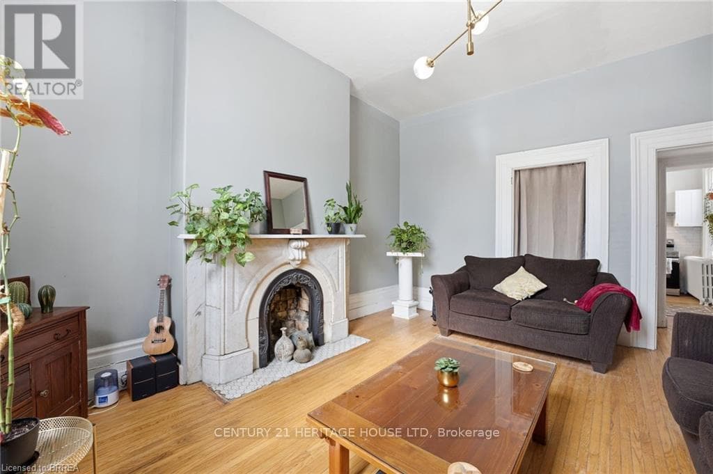 220 NELSON STREET photo 5