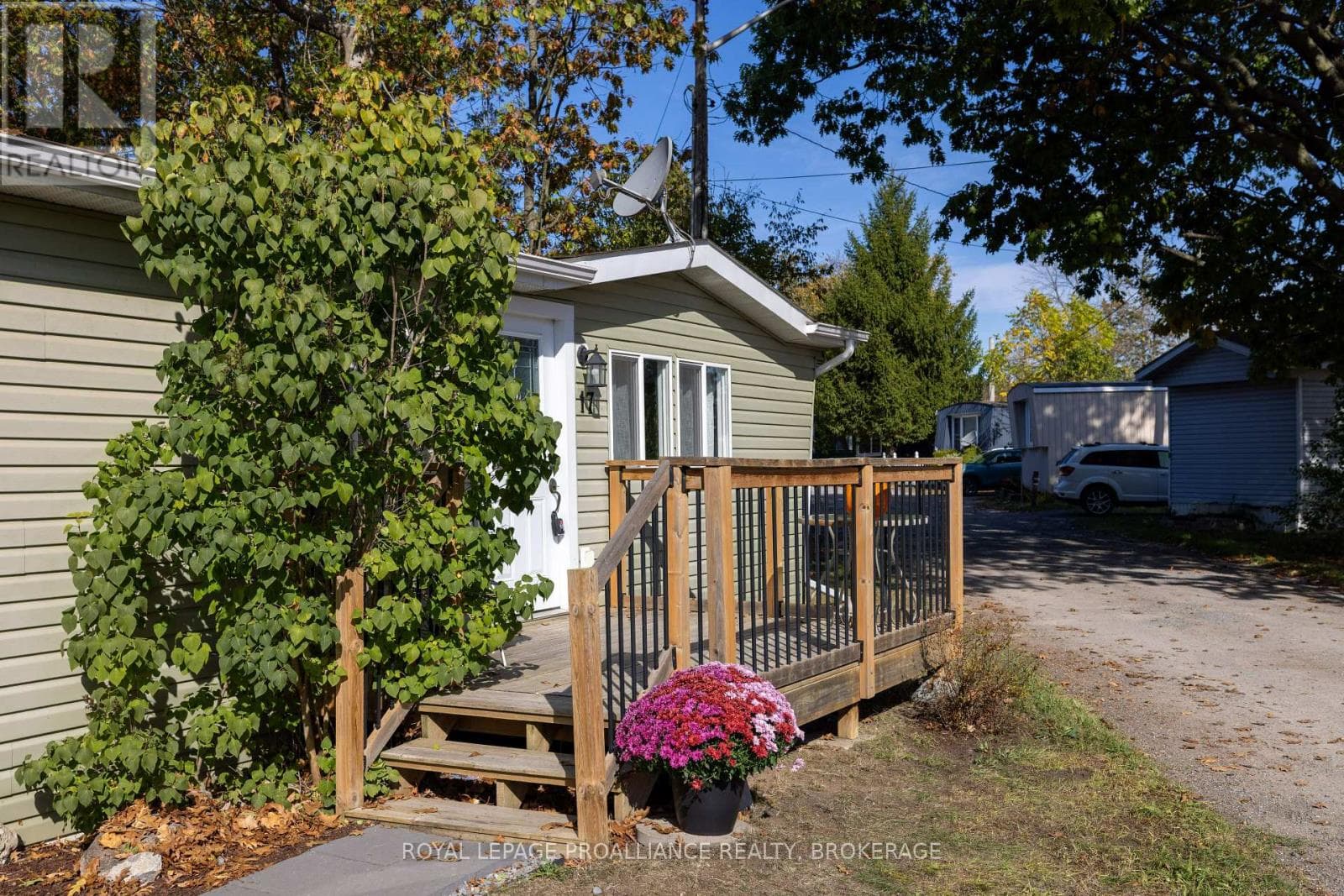 17 - 5569 BATH ROAD photo 4