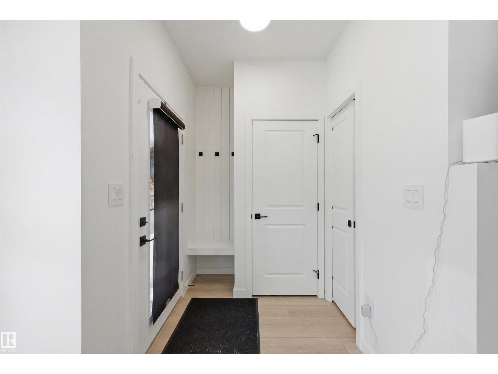#3 12204 121 AV NW photo 2